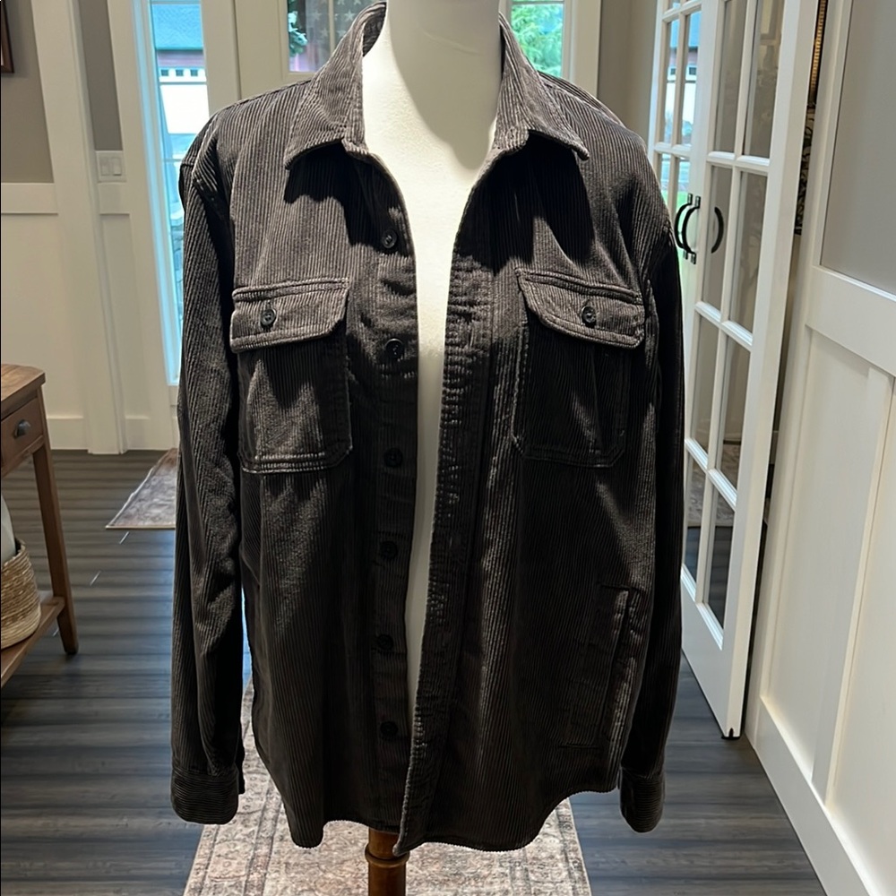 Hollister Men's grey Corduroy Jacket size L-never worn